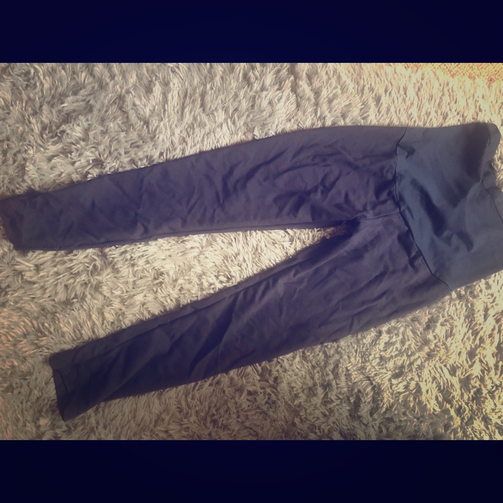 Maternity leggings navy blue!
